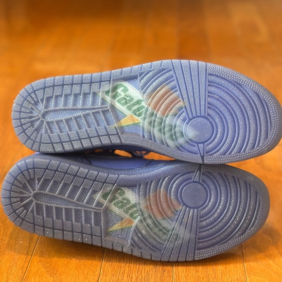 Air Jordan 1 Retro High OG G8RD 'Rush Violet' | Size 9 | Great Condition - Picture 4 of 5